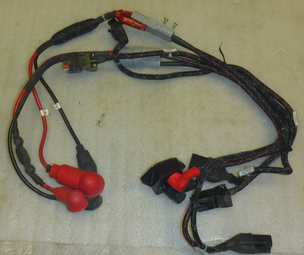 QUANTUM 6000Z WHEELCHAIR BATTERY CABLES USED AS PHOTO