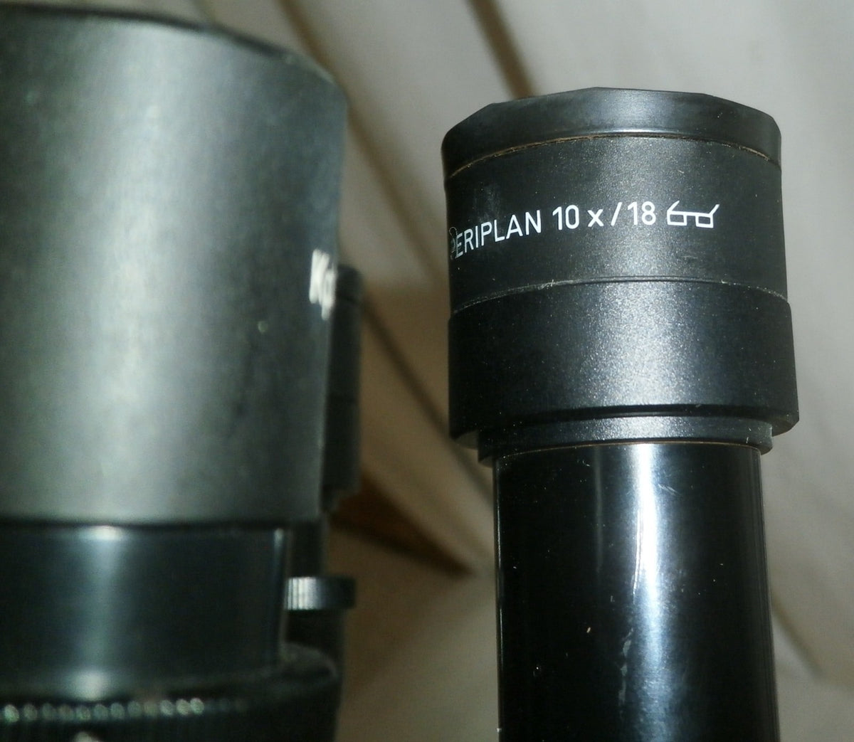 CARL ZEISS 473047-9901 Dual Head MICROSCOPE With 3 lenses