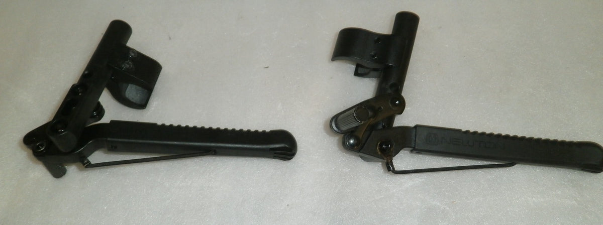 motionNEWTON WHEEL LOCK EXTENSION HANDLE PAIR COMPLETE USED GOOD CONDITION