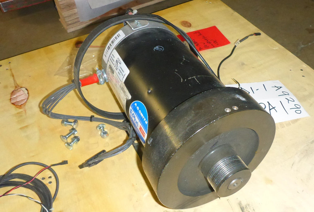 STAR TRAC TREAD MILL MAIN MOTOR 110 VOLT WITH 193813-01