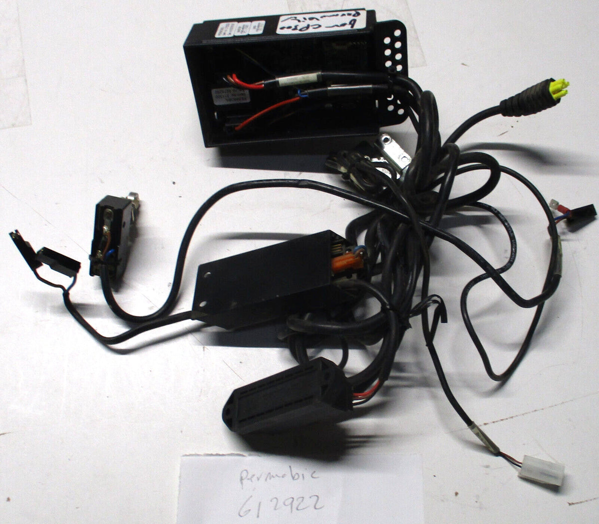 PERMOBIL CP300 PARTS 316730K450, 315302, 612922 AND Z15G1108 USED AS PICTURES