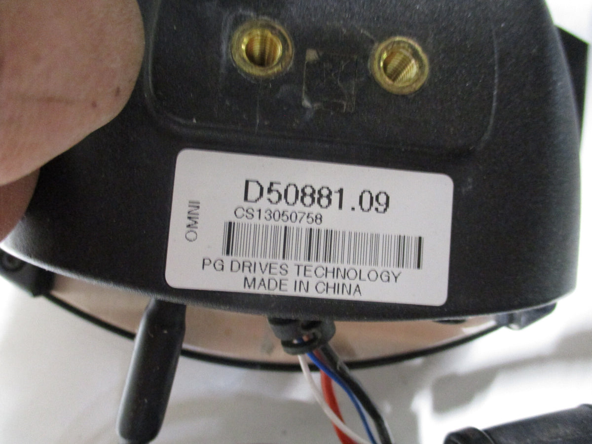 PG DRIVES OMNI OPLUS DISPLAY D50881.09-CS13050758 WITH ARM