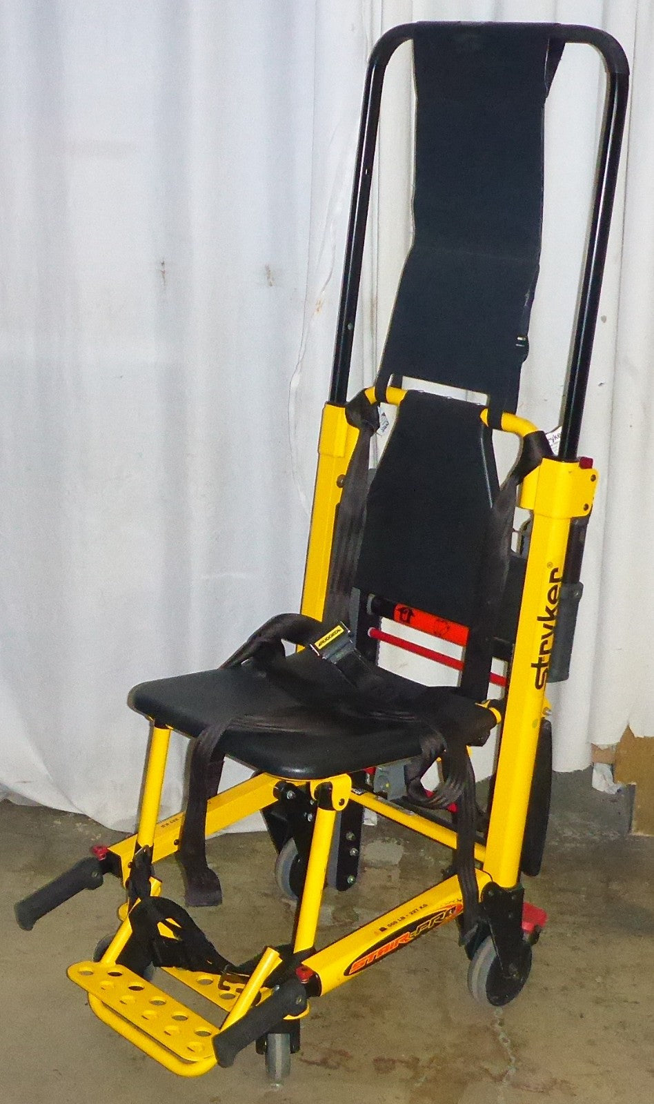 Stryker 6252 Evacuation Chair 6252 STAIR-PRO with Extended Footrest 500LBS