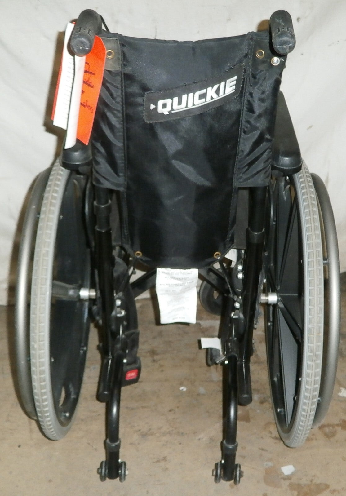 SUNRISE MEDICAL LXI WHEELCHAIR WITH SEAT WIDTH 11 INCH