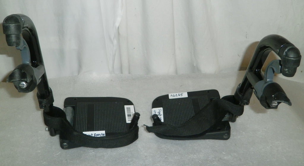 SET OF 2 WHEELCHAIR FOOT RESTS WITH MOUNT PLATES for Invacare Myon