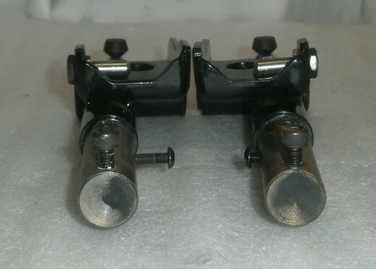 SET OF 2 WHEELCHAIR HINGE BRACKETS VERY GOOD AS PICTURE