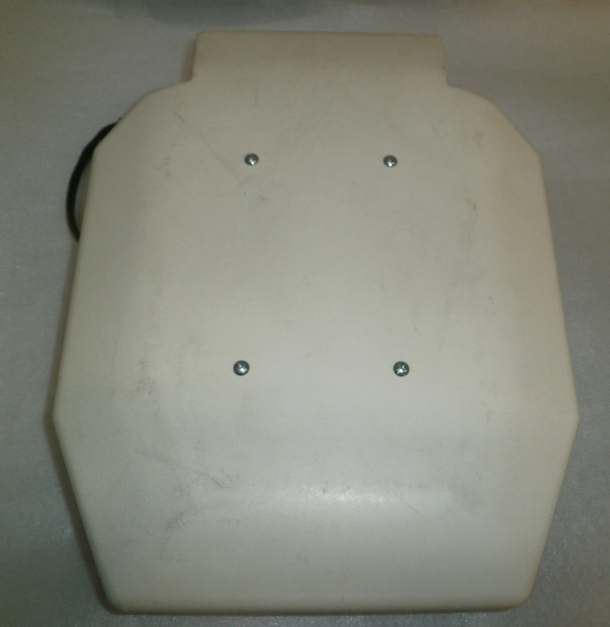 2022 AMERIGLIDE RAVE II STRAIGHT STAIR LIFT FOOTREST AS PHOTO V. GOOD