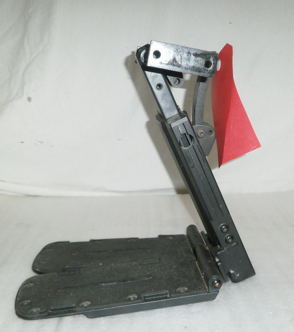 Adjustable Center Foot Rest FRMASMB17946 from Quantum 6000Z Power Wheelchair