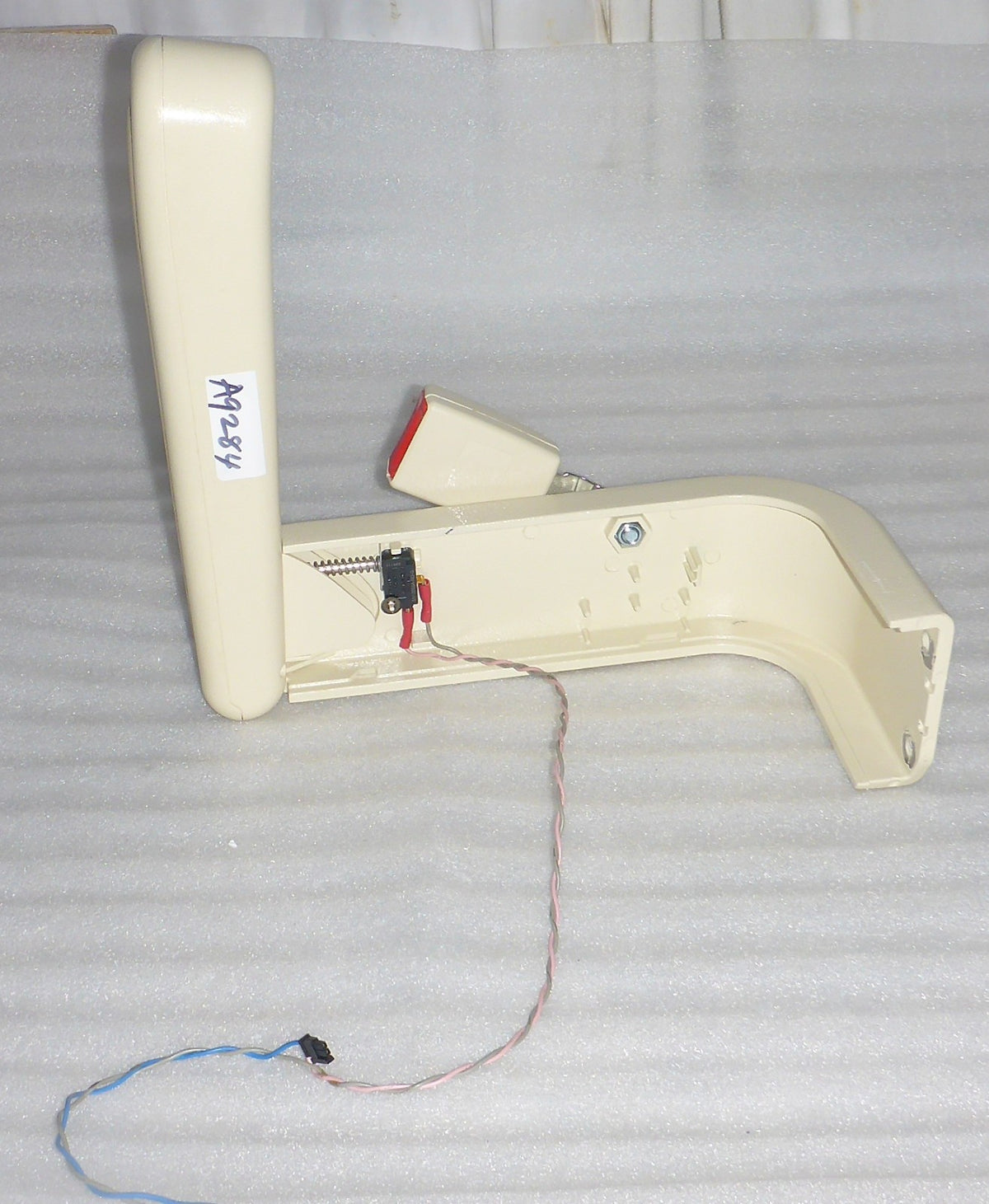 2022 HANDICARE STAIR LIFT ARM LEFT AND RIGHT WITH KEY.JOYSTICK CONTROL AND