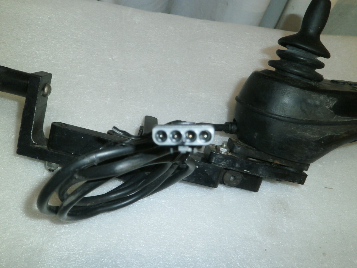 QUICKIE XPERIENCE JOYSTICK WITH SWING AWAY ARM D50680.01