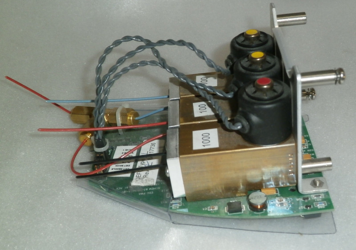 VARIAN CP-3800 DETECTOR DEFC TYPE II SN 17736 AND PARTS AS PHOTO