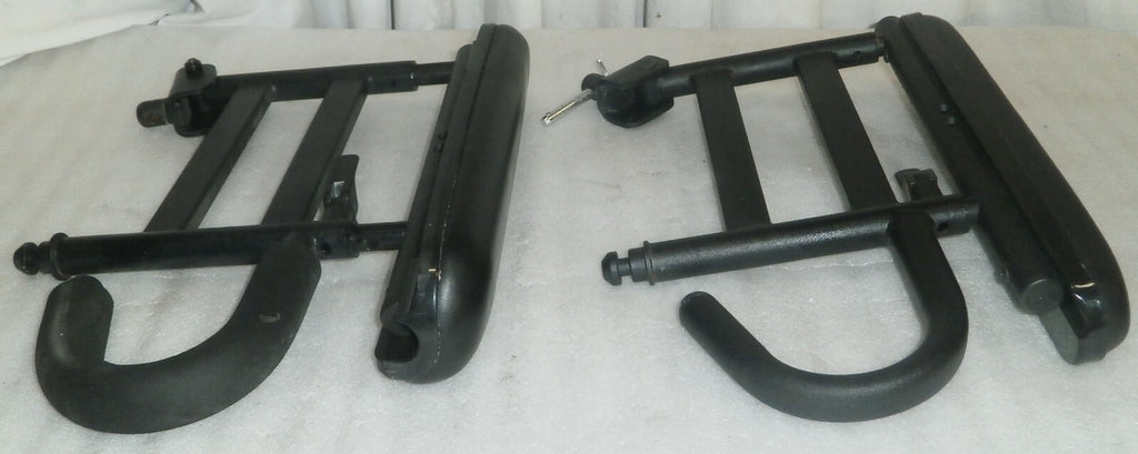PAIR OF WHEELCHAIR ARM REST LEFT AND RIGHT WITH MOUNTS FOR QUICKIE QM-710