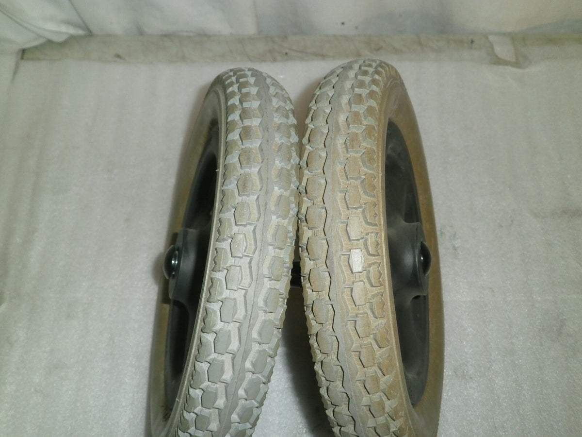 LOT OF 2 POWER WHEELCHAIR WHEELS PRIMO POWER EXPRESS 62-203 W/ AXLES AS PICTURES