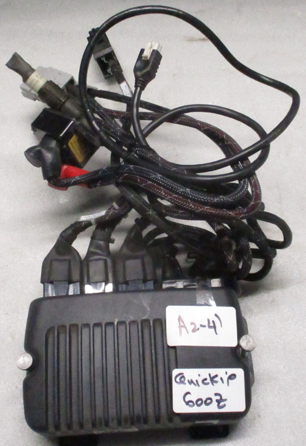 QUICKIE 600Z WHEELCHAIR CONTROL CTLDC1552 WITH CABLES AS PICTURES