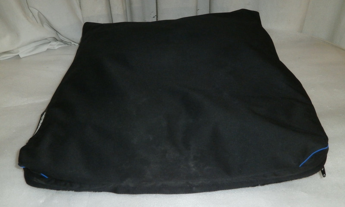 VICAIR WHEELCHAIR CUSHION 18X20X2.5 INCH WITH COVER GOOD CONDITION
