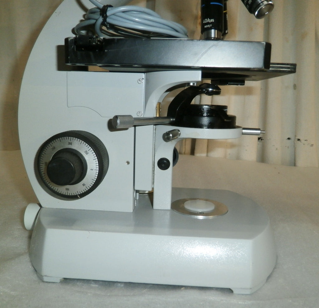 CARL ZEISS 473047-9901 Dual Head MICROSCOPE With 3 lenses