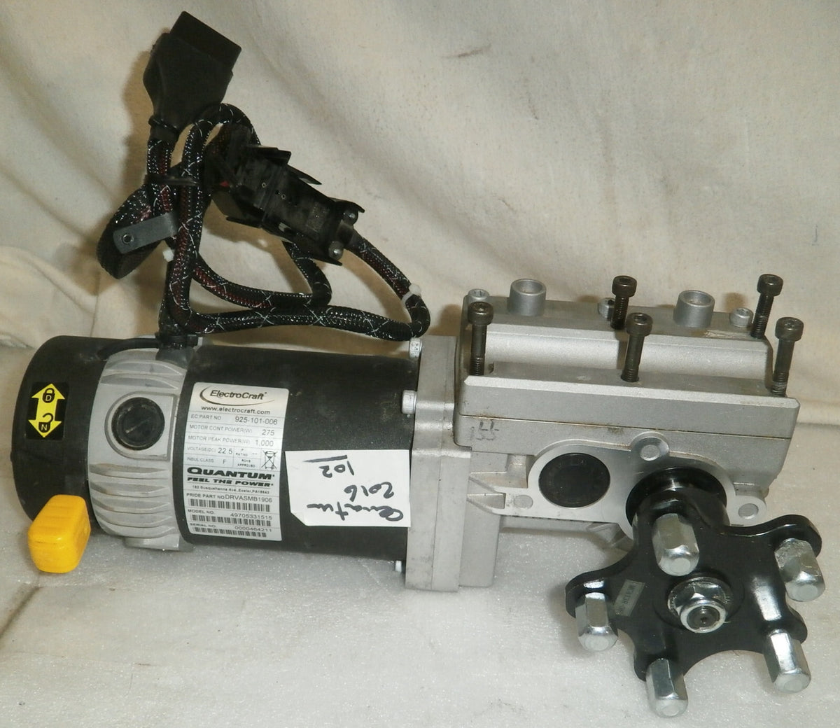 TWO QUANTUM 2016 MOTORS 925-101-006 925-101-005 MOTORS