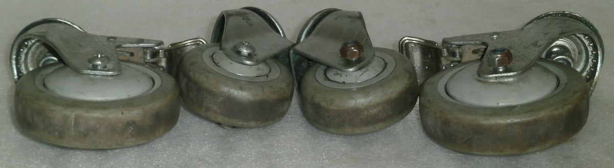 LOT OF 4 ERGO LIFT BHM ERLI-2110 CASTERS FRONT AND BACK W/ GREASED