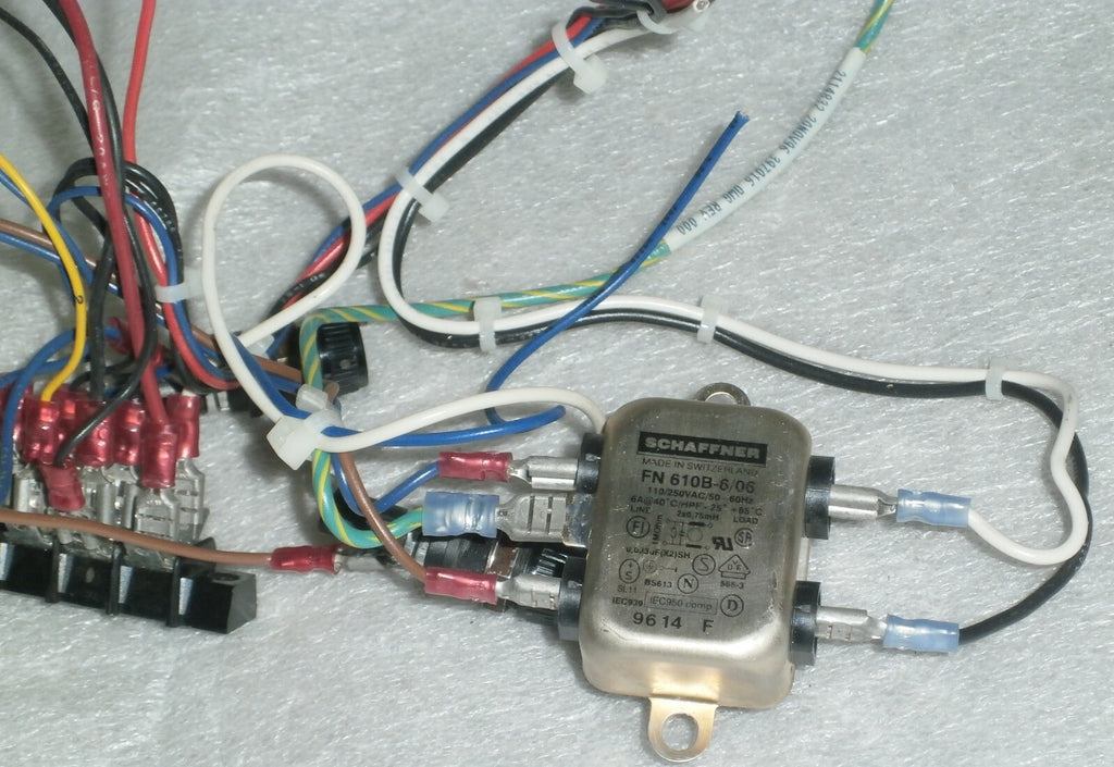 GE AMX-4 SCHAFFNER FN610B-6/06 110/250VAC/50-60HZ WITH CABLES AS PHOTO