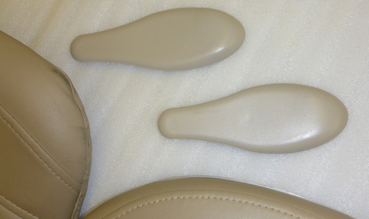 2020 BRUNO STAIR LIFT CRE 2110-2110E SEAT AND BACK CUSHION AND ARM REST GOOD CO