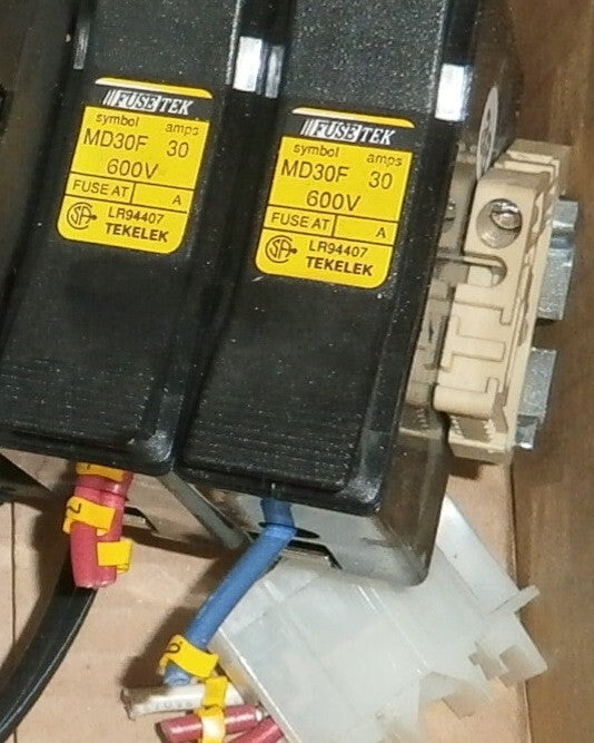 MOLLER DILR22-G AND ONE PHOENIX CONTACT PSR-ESA4_B AND 2 FUSETEK MD30F 30