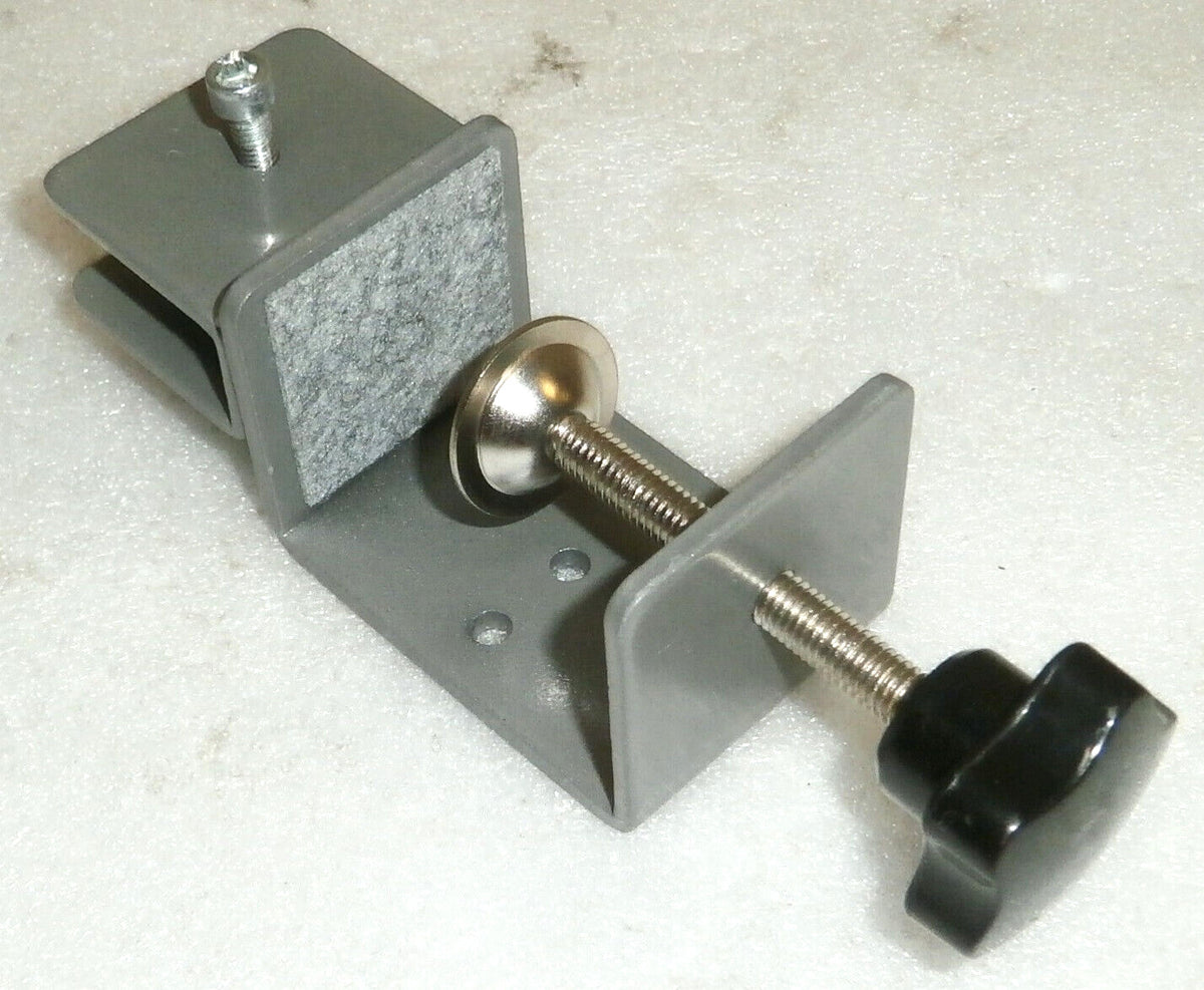 Lot of 12 Plexiglass Clamp Support Edge