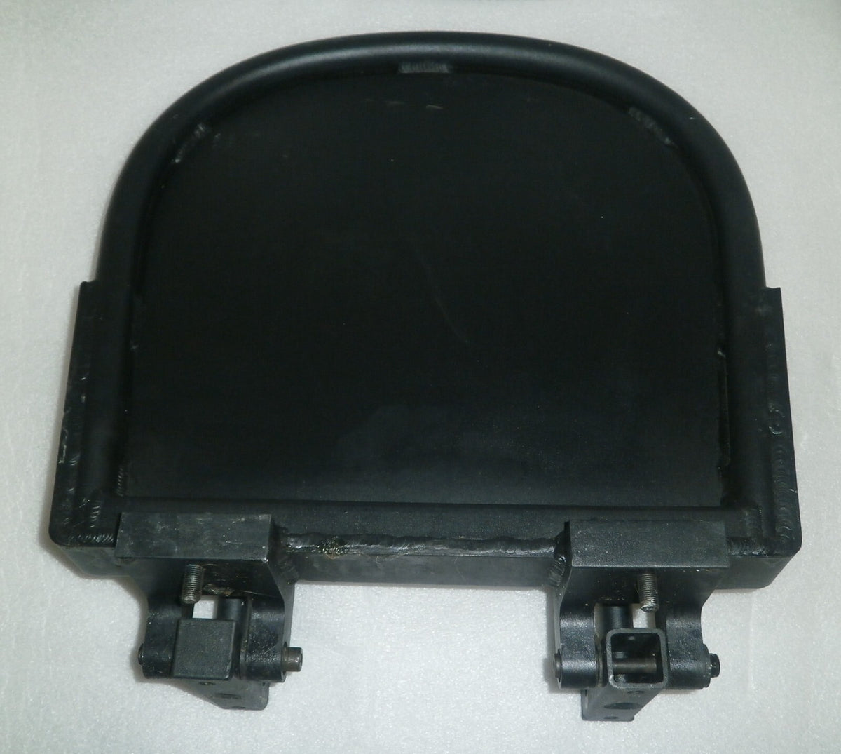 QUANTUM Q1450 FOOTREST WITH BOLTS VERY GOOD CONDITION