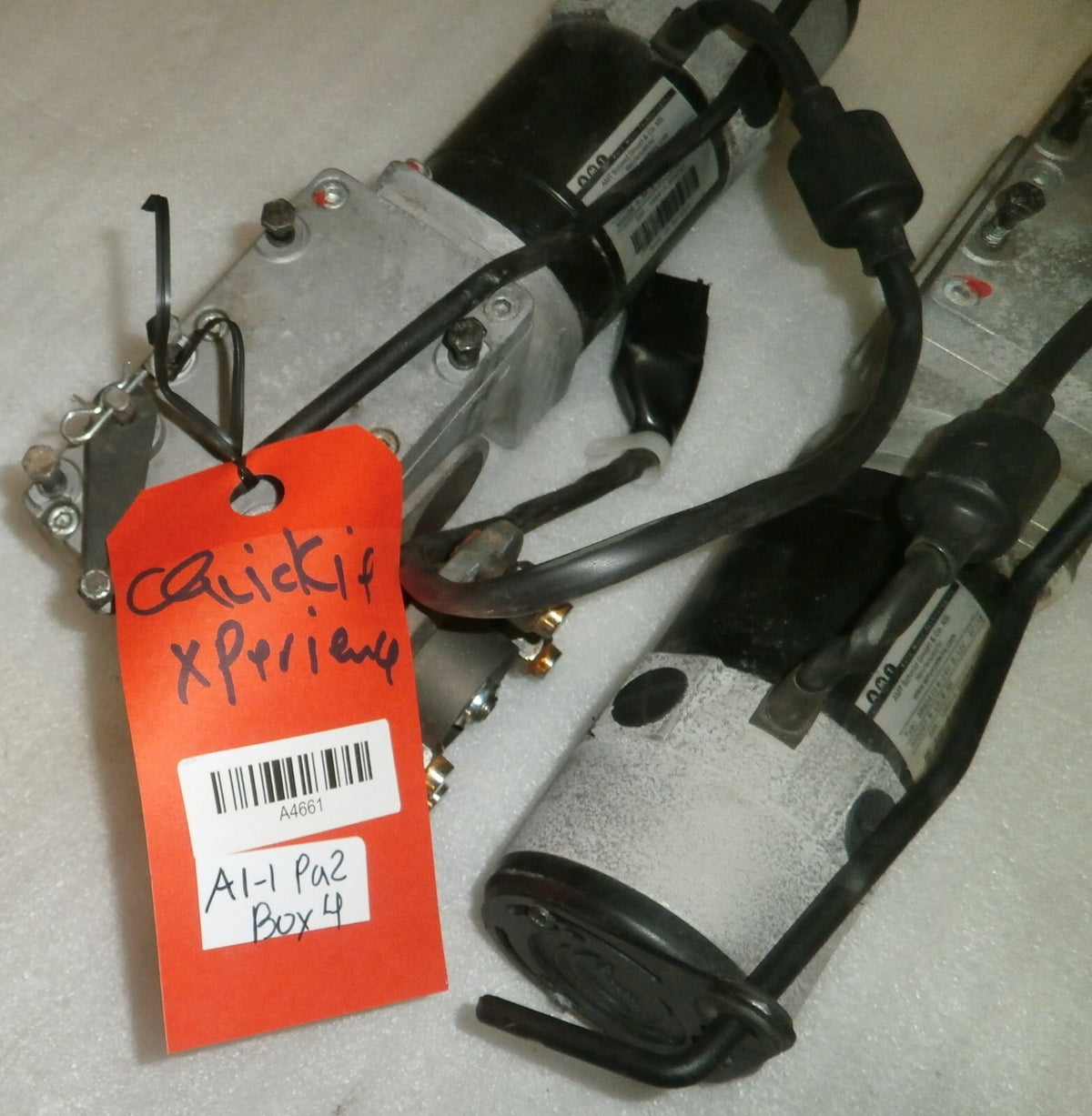QUICKIE XPERIENCE WHEELCHAIR MOTORS SRG0410 R00038-R-RH/M-LH R00037-R-LH/M-RH