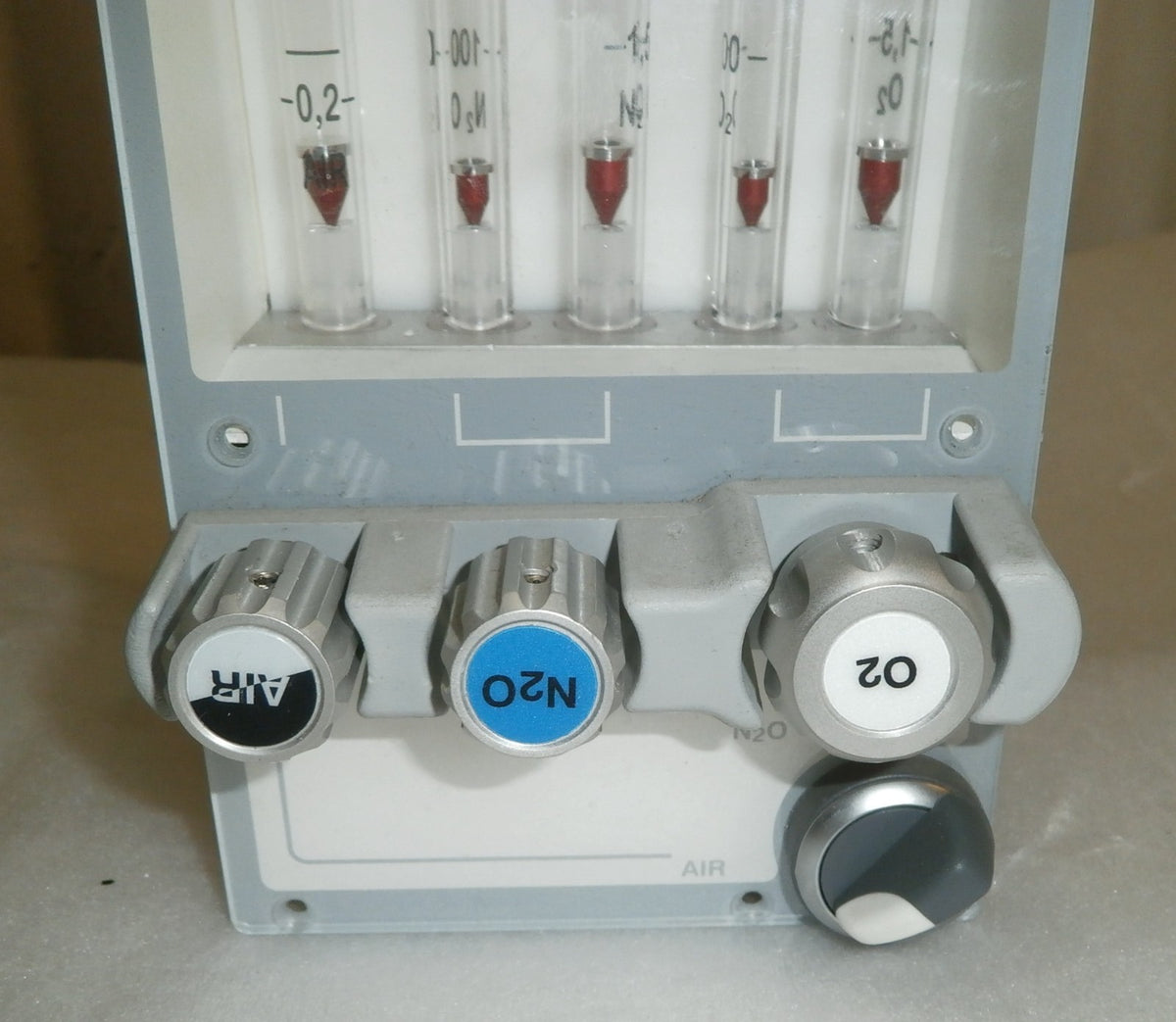 Heinen + Lowenstein Leon Anesthesia Machine Parts