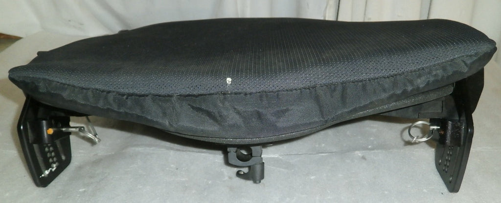QUANTUM Q6 EDGE BACK CUSHION WITH ACCESSORIES AS PHOTO