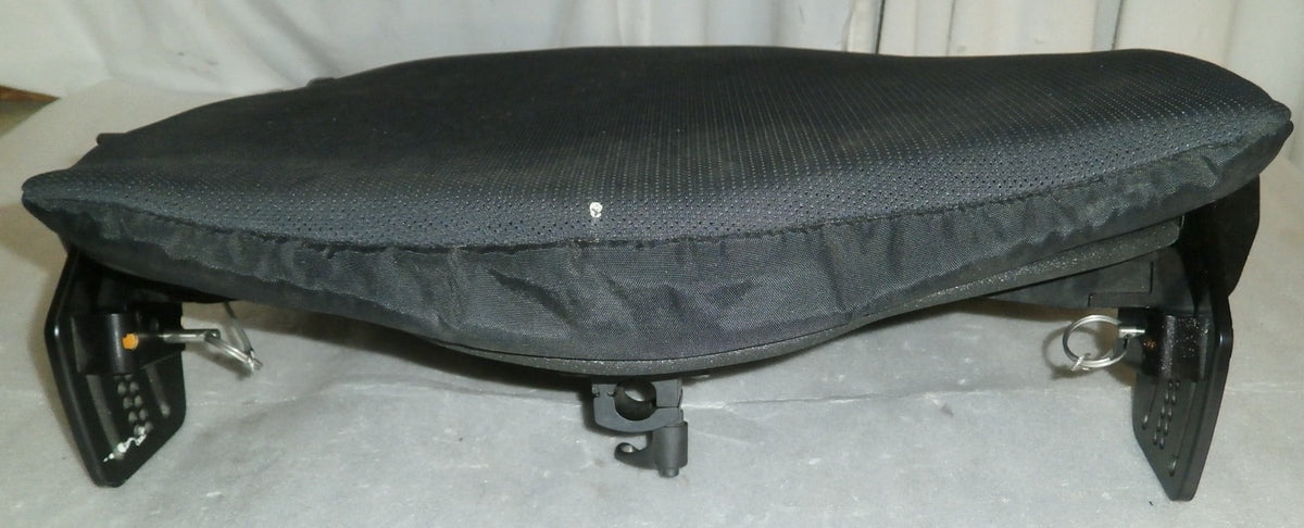 QUANTUM Q6 EDGE BACK CUSHION WITH ACCESSORIES AS PHOTO