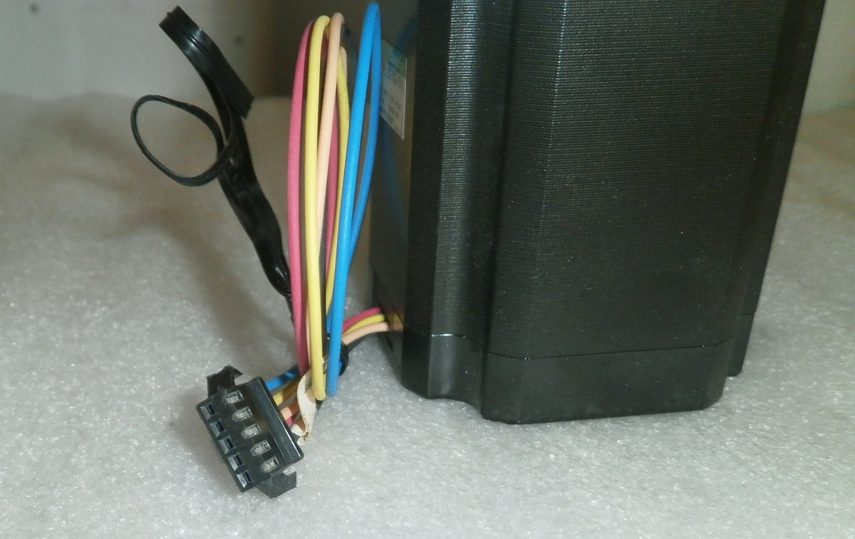 SANYO DENKI Used 103F7853-7041 STEPPING MOTOR StepSyn Very Good Condition