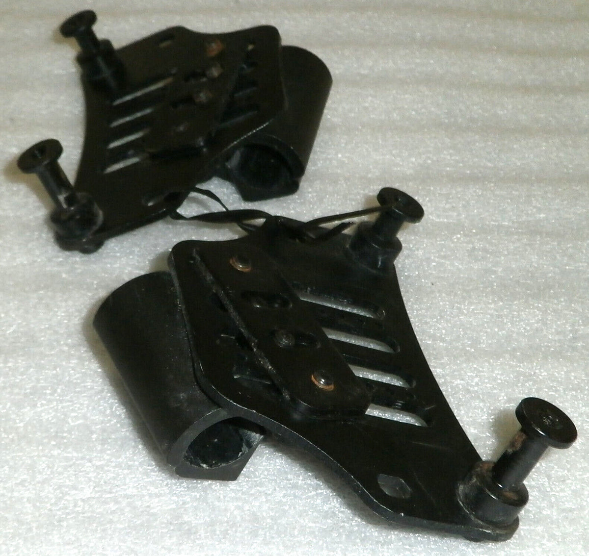 SET OF 2 WHEELCHAIR BACK SUPPORT BRACKET GOOD AS PICTURE