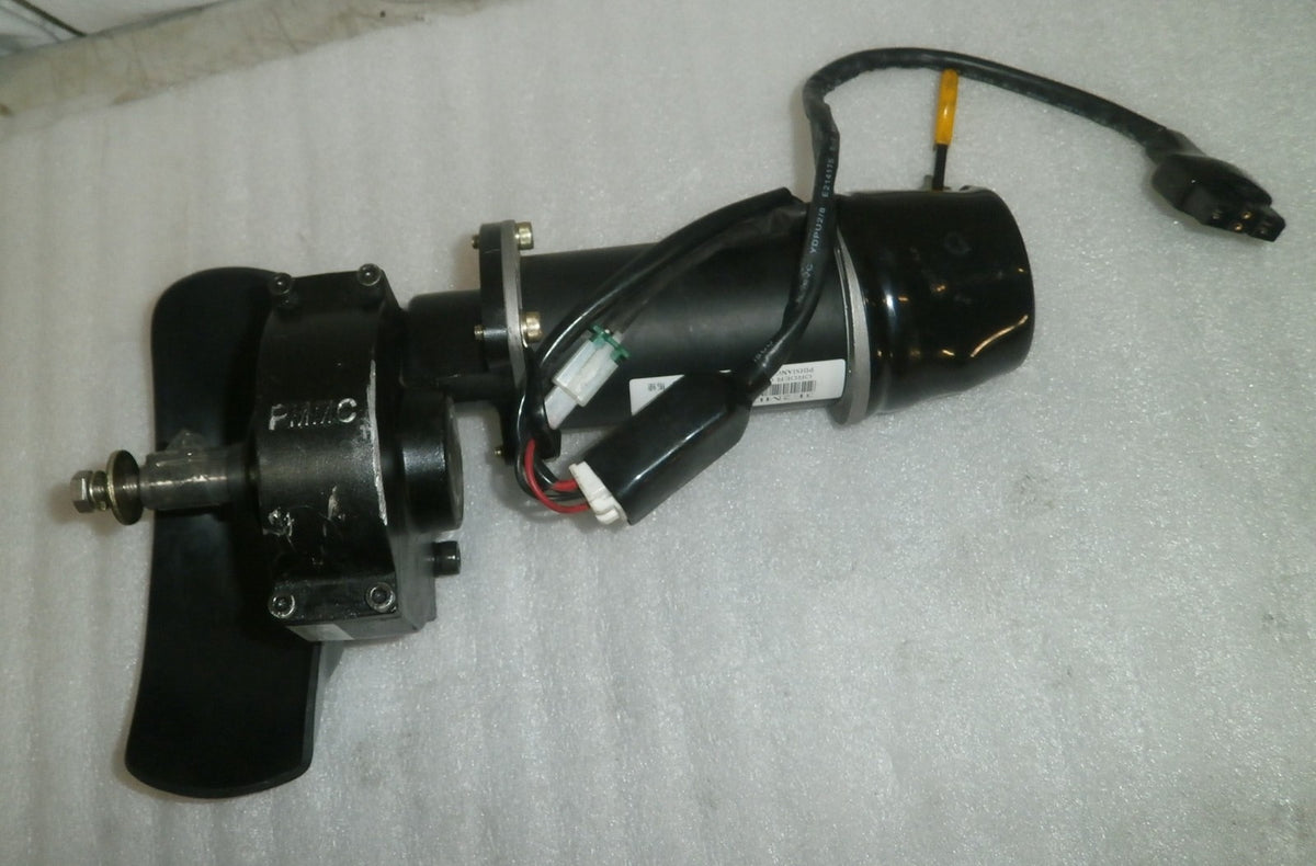 SHOPRIDER PIROUETTE MOTORS LEFT & RIGHT VERY GOOD WORKING CONDITION W/ CABLES
