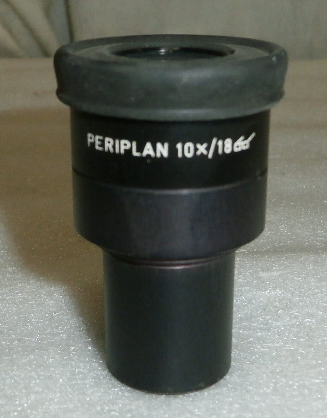 Microscope lens Leitz Wetzlar Germany 519750/ Periplan 10x/18 EYEPIECE