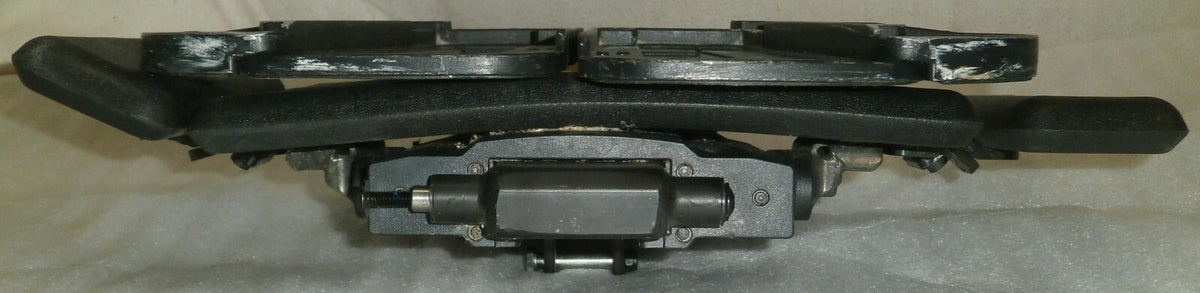 PRIDE QUANTUM TB3 POWER MOUNT FOOTREST HF 011074/ PO 400978 GOOD CONDITION
