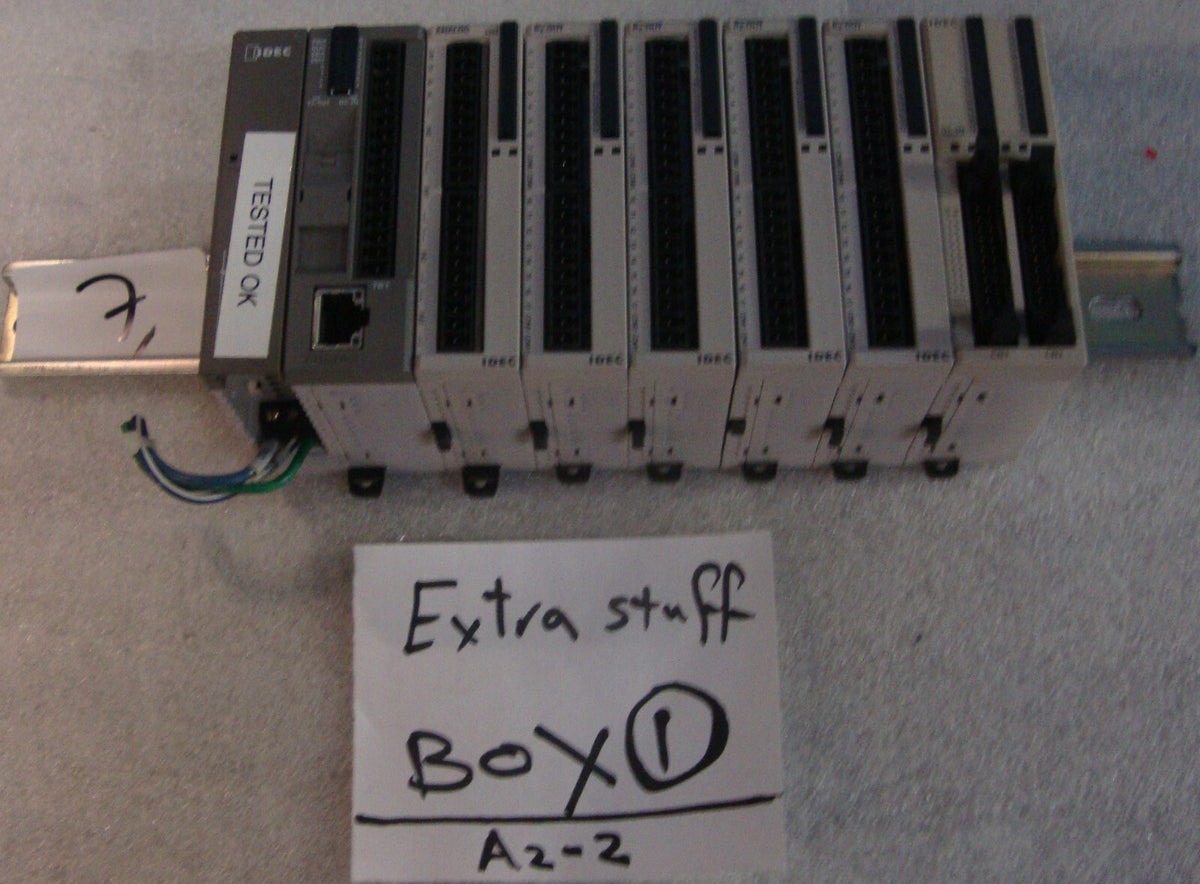 Lot 1 X IDEC TYPE FC5A-D12K1E, 1 X FC4A-N32B3, 1 X FC4A-J4CN1, 4 X FC4A-R161