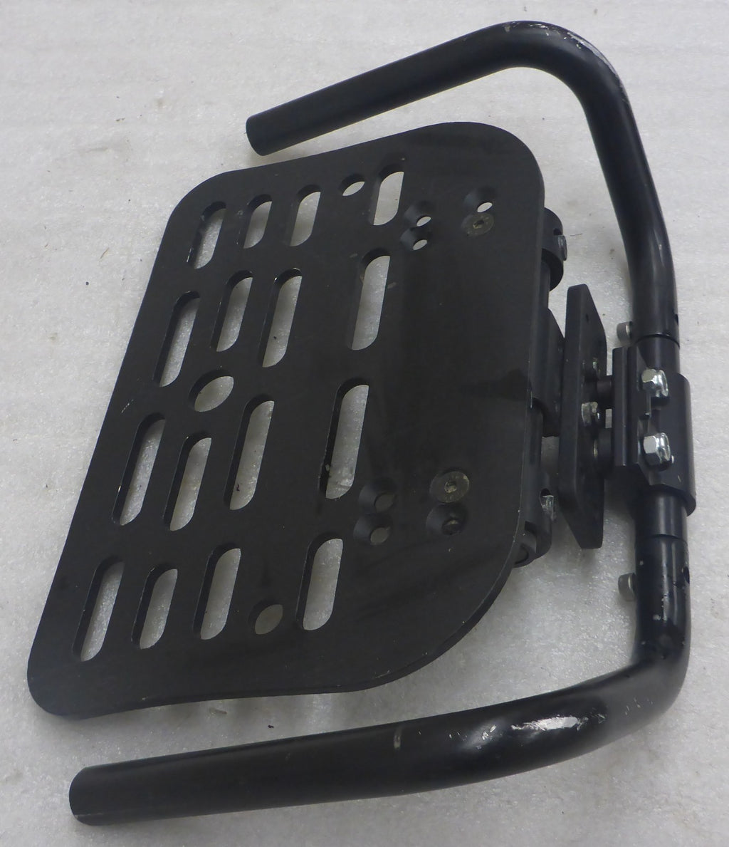 WHEELCHAIR FOOTREST DISTANCE BETWEEN PIPES 12 INCH DIAMETER OF PIPE