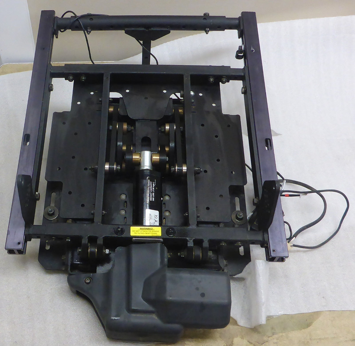 TDX SP WheelCHAIR BASE WITH TILT ACTUATOR REAC 94QA1GB2