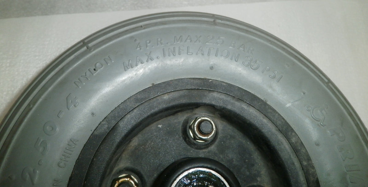LOT OF 2 PRIMO SPIRIT WHEELS 2.8/2.5/4" GOOD CONDITION
