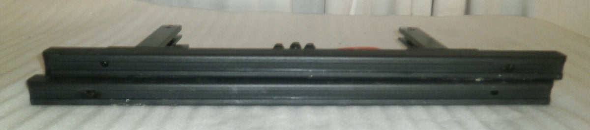 TILT BASE & BOLT FOR QUANTUM W.CH. WITH ACTUATOR AND SEAT PAN MEC144370
