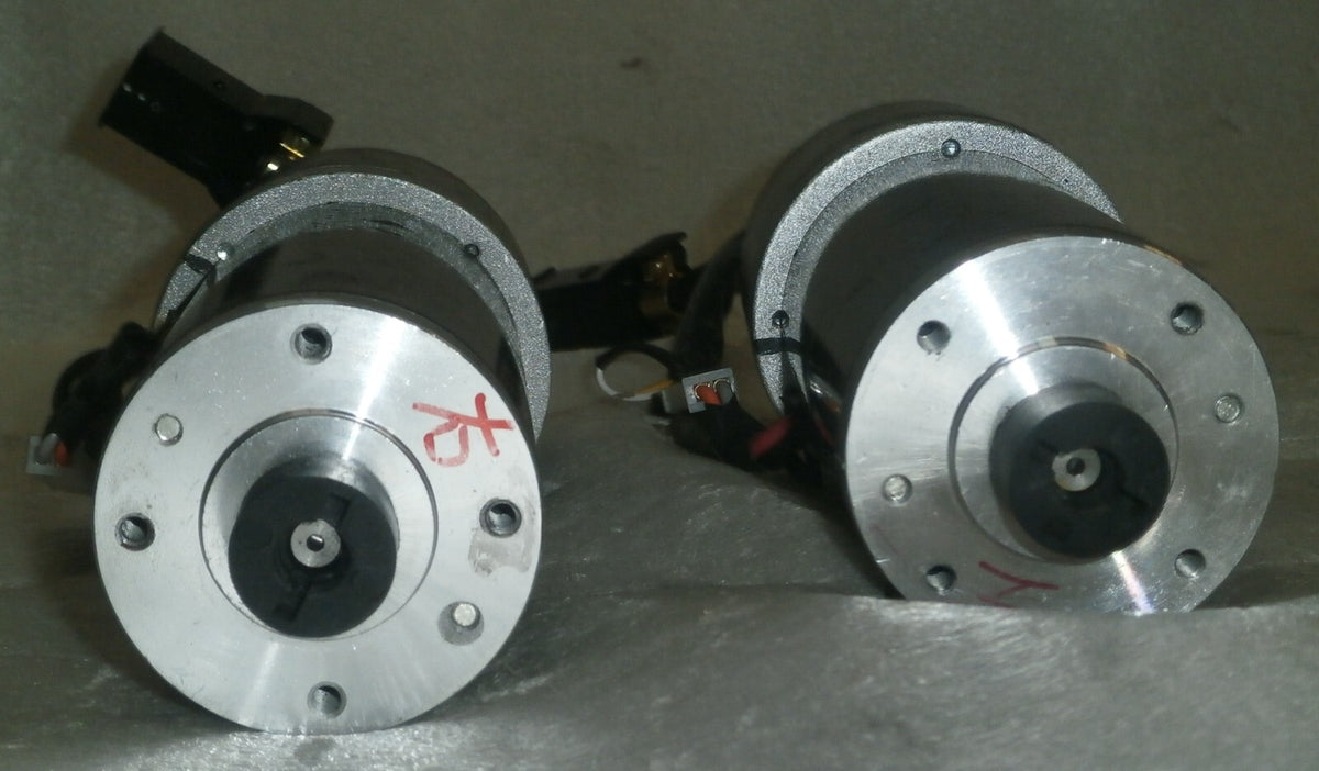 LOT OF 2 PRIDE PASSPORT WHEELCHAIR MOTORS LEFT & RIGHT MOT1805579 MOT1805580