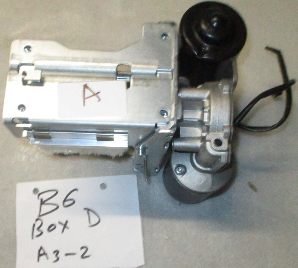 STAIR LIFT PARTS MOTORS 24V SN AA1125112S22153506 AND 3503 USED