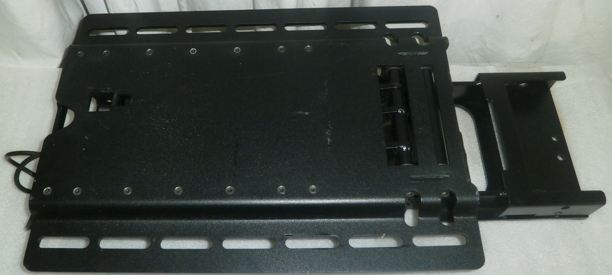 TILT BASE & BOLT FOR QUANTUM W.CH. WITH ACTUATOR AND SEAT PAN MEC144370