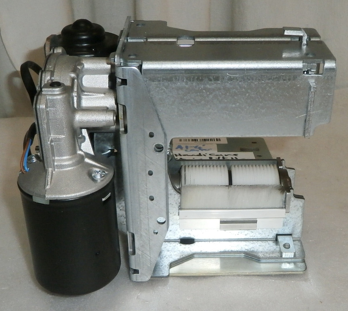 2021 HANDICARE STAIR LIFT 1100 2 MOTORS AND PARTS AS PHOTO