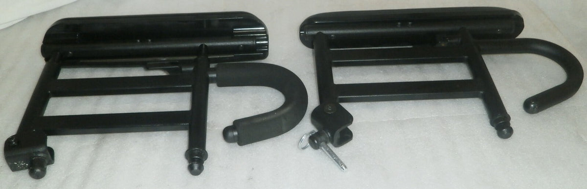 PAIR OF WHEELCHAIR ARM REST LEFT AND RIGHT WITH MOUNTS FOR QUICKIE QM-710