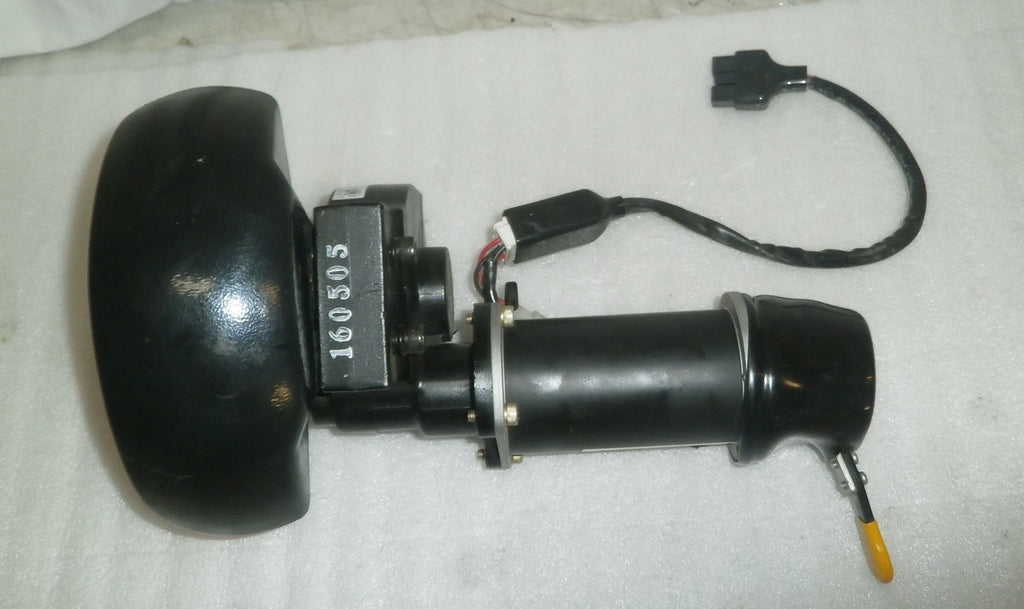 SHOPRIDER PIROUETTE MOTORS LEFT & RIGHT VERY GOOD WORKING CONDITION W/ CABLES