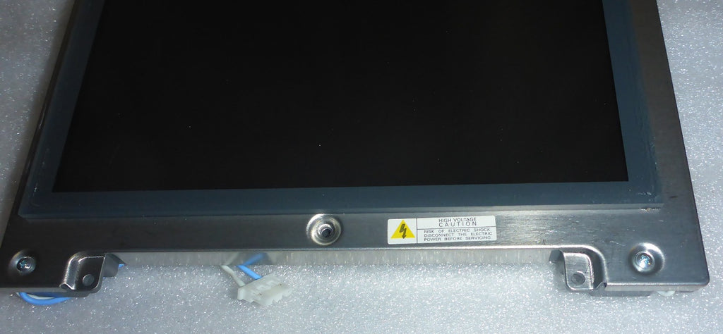 TOSHIBA DISPLAY LCD SCREEN PANEL LTM10C210 USED GOOD CONDITION