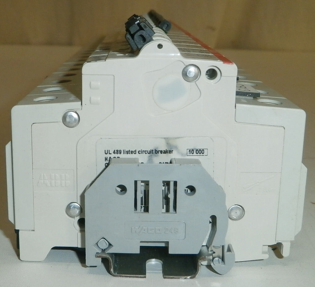 2 ABB 20A DAULE POLE AND 13 ABB SINGLE POLE CIRCUIT BREAKER USED GOOD CONDITI