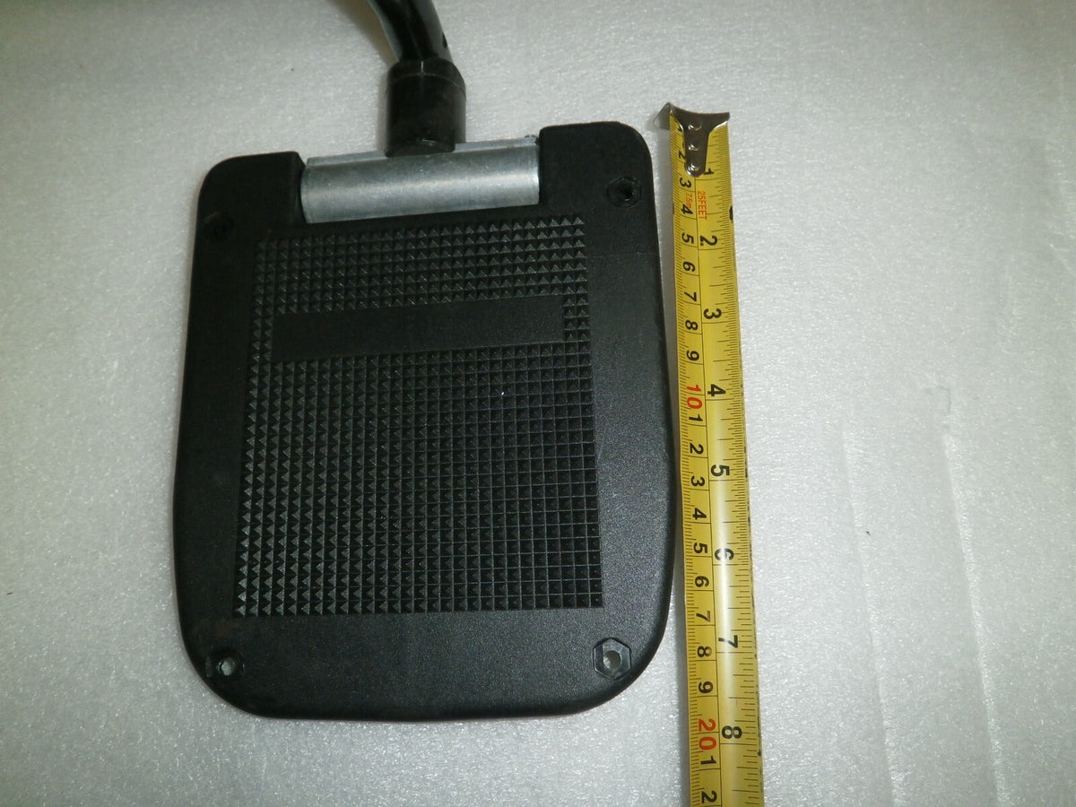 Pair of Invacare Action Leg rest for Wheelchair Very Good Condition